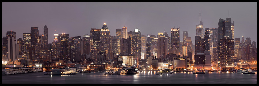 Night upon Manhattan