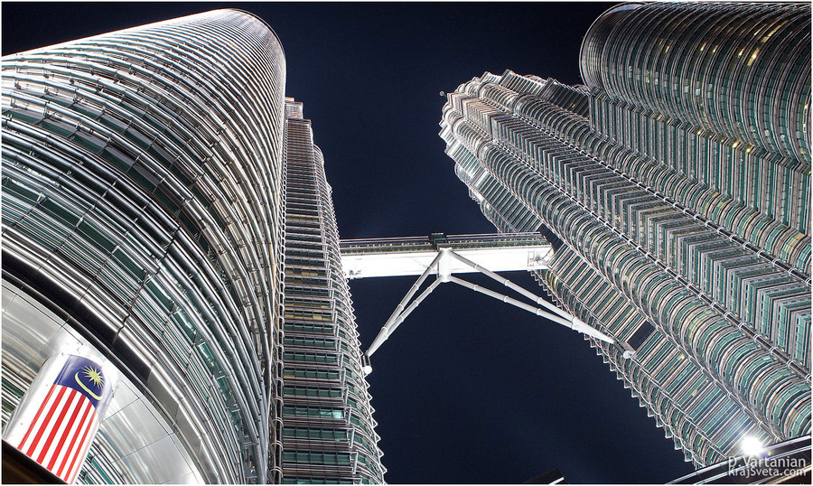 Kuala Lumpur. Petronas towers.