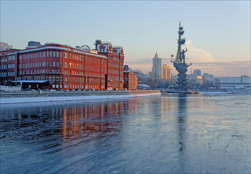 Ice on the Moscow river