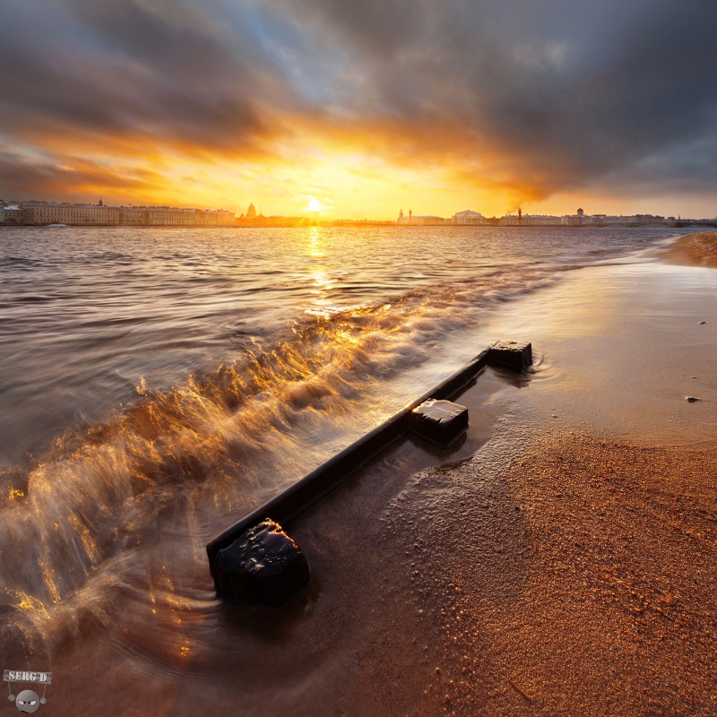 Garbage on the beach 