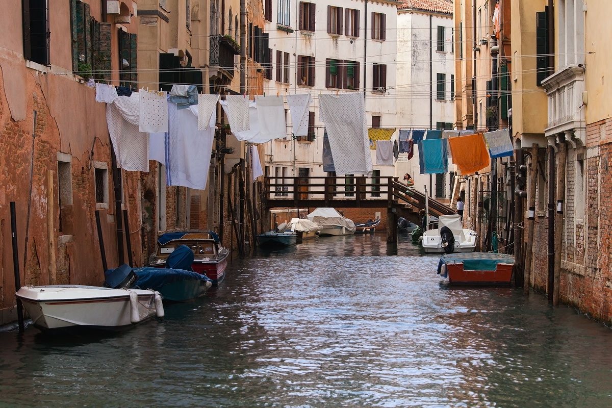 Clothing drying above the water