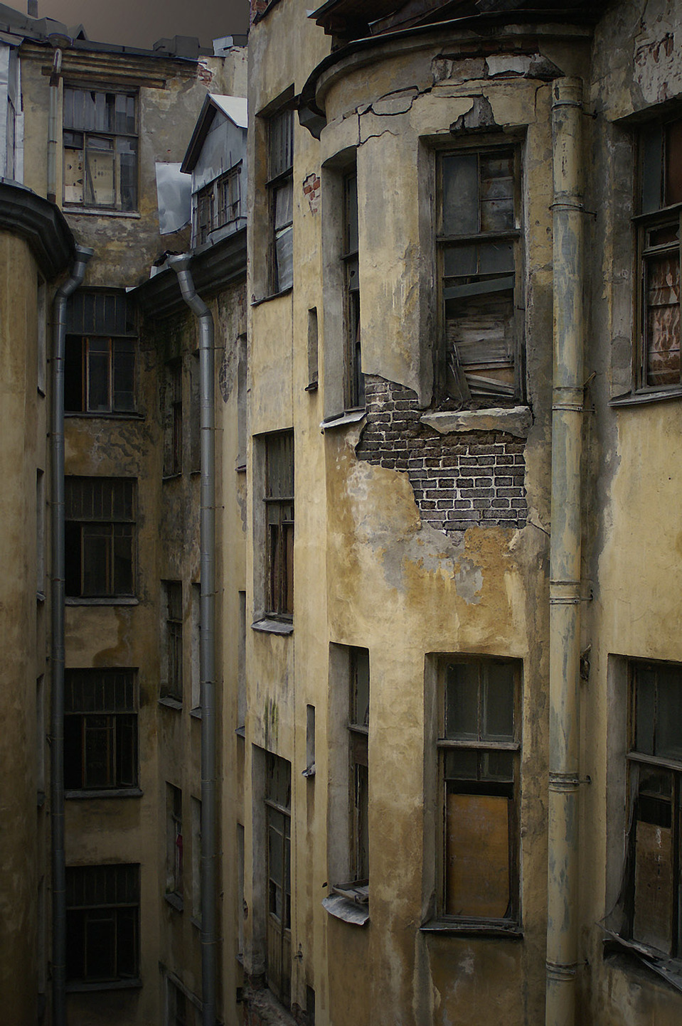 Deserted old house in St. Petersburg